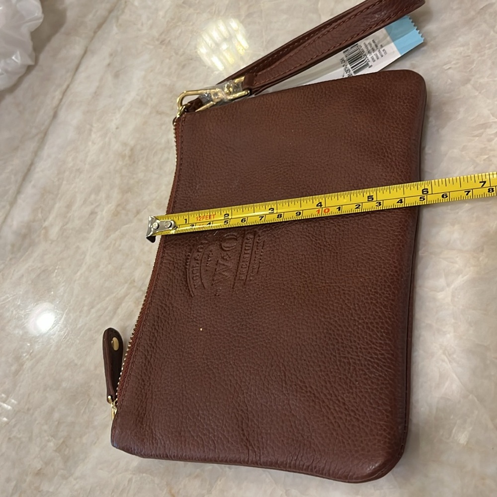 SALE! NWT Wool & Oak Premium Leather Hoods - pebble choc brown leather wristlet - Picture 9 of 9